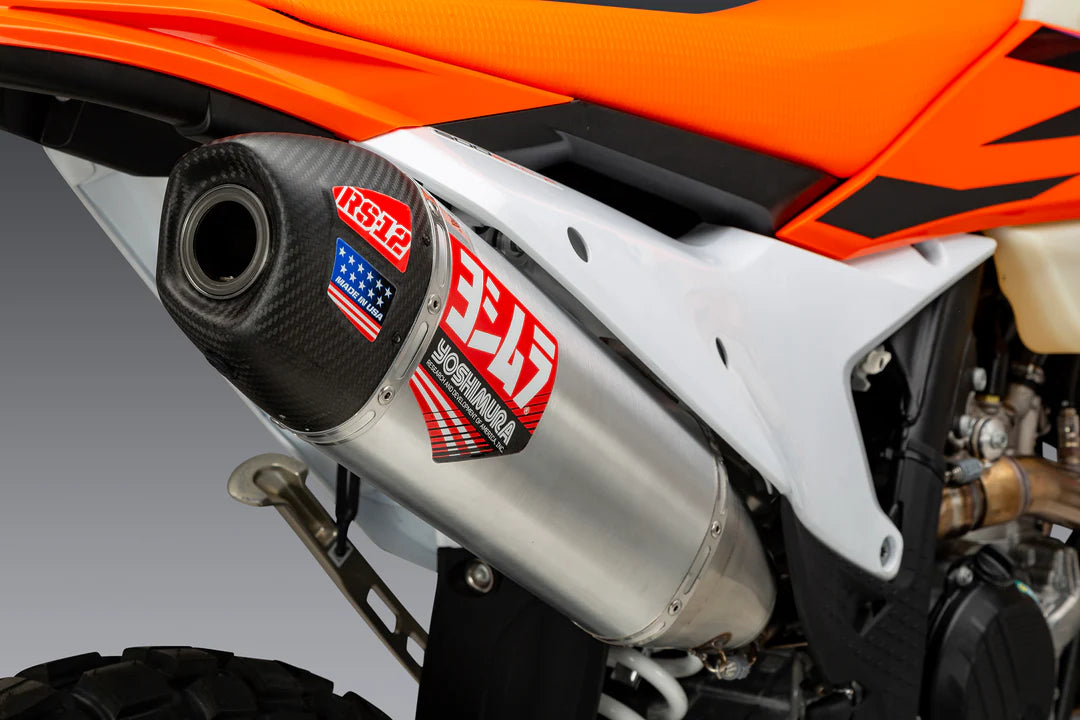 YOSHIMURA RS-12 STAINLESS SLIP-ON EXHAUST W/ ALUMINUM MUFFLER 