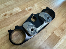 Load image into Gallery viewer, HEIMDALL HANDLEBAR RISERS W/ OFFSET