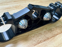 Load image into Gallery viewer, HEIMDALL HANDLEBAR RISERS W/ OFFSET