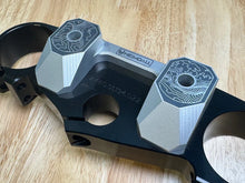 Load image into Gallery viewer, HEIMDALL HANDLEBAR RISERS W/ OFFSET