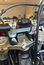 Load image into Gallery viewer, HEIMDALL HANDLEBAR RISERS W/ OFFSET