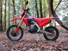 Load image into Gallery viewer, GRAVES MOTORSPORT FRONT BRAKE DISC CARBON COVER | HONDA CRF450L/RL/X