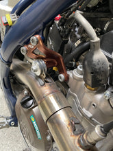Load image into Gallery viewer, FCP ENGINE HANGER BRACKET | 20-23 450/500/501