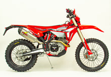 Load image into Gallery viewer, GRAVES MOTORSPORTS TITANIUM SLIP-ON W/ CARBON END CAP | 20+ BETA