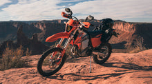 Load image into Gallery viewer, RUBY MOTO R7 AMBER COVER