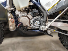 Load image into Gallery viewer, MOLECULE MOTORSPORTS SKIDPLATE | 2017-23 KTM/HQV 250/350 - 4 STROKE BIKES