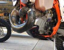 Load image into Gallery viewer, MOLECULE MOTORSPORTS SKID PLATE  | 2017-23 KTM 250/300 - 2 STROKE BIKES