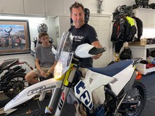 Load image into Gallery viewer, BAJAWORX ENDURO WINDSCREEN | HUSQVARNA FE 350/450/501