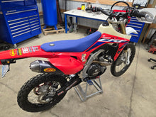 Load image into Gallery viewer, SEAT CONCEPTS COMFORT SEAT - STANDARD | 2019+ HONDA CRF 450 RL/L/X