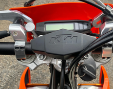 Load image into Gallery viewer, KTM / HUSQVARNA HEADLIGHT KNOB EXTENSION FOR  EXC/XC-W &amp; TE/FE (NON-S)