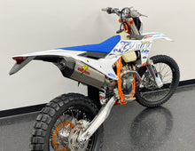 Load image into Gallery viewer, GRAVES MOTORSPORTS TITANIUM SLIP-ON W/ CARBON END CAP | 2024-25 KTM/HQV EXCF, FE