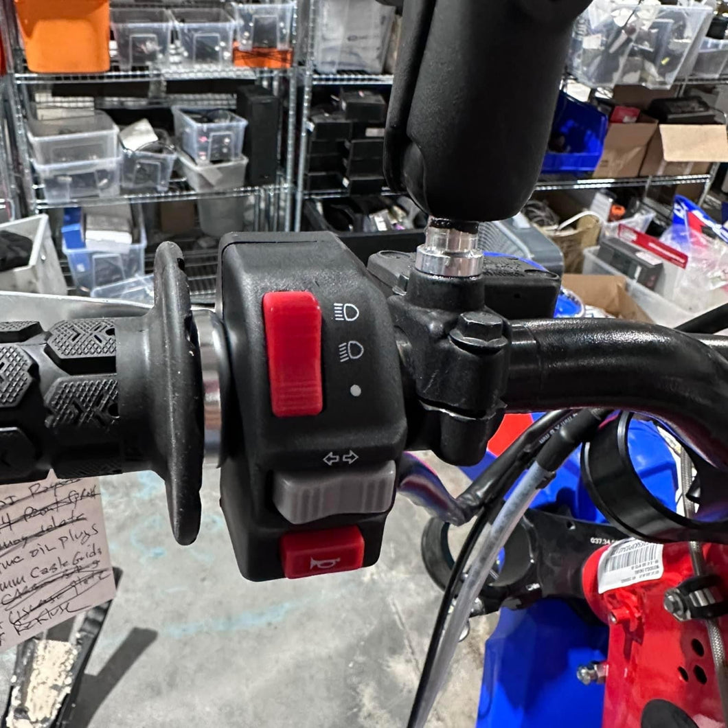 SLIM FIT LEFT HAND MASTER SWITCH | BETA by TACO MOTO CO.