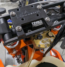Load image into Gallery viewer, MOTO MINDED | STOUT MOUNT FOR FLEX BARS