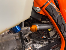 Load image into Gallery viewer, ALL METAL FUEL LINE QUICK DISCONNECT COUPLING