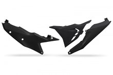 Load image into Gallery viewer, Side Panels white 20-25 with vented airbox cover left side