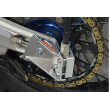 Load image into Gallery viewer, ENDURO ENGINEERING QUICK RELEASE AXLE MOUNTED SAFETY FLAG MOUNT