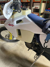 Load image into Gallery viewer, IMS FUEL TANK FOR 20-23 HUSQVARNA 20-23 FE